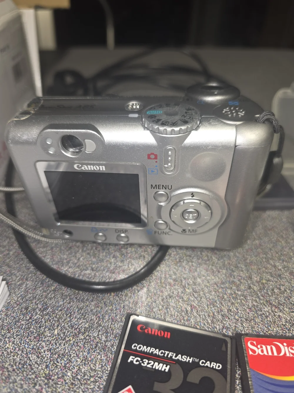 Canon PowerShot A85 4.0MP Digital Camera Boxed CIB Bundle FOR PARTS 2 CF Cards
